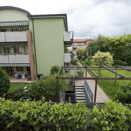 דירה Relais Garda קסטלנואובו דל גארדה